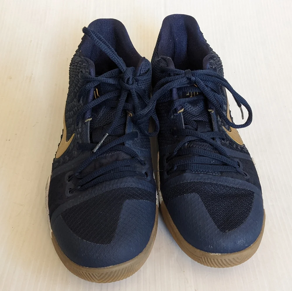 NIKE Kyrie 3 GS Youth High Top Sneakers Obsidian Metallic Gold Size 6.5